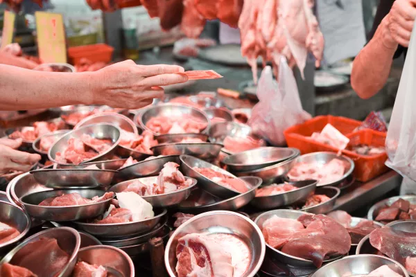 В Ростовской области за месяц подскочили цены на мясо и молочные продукты